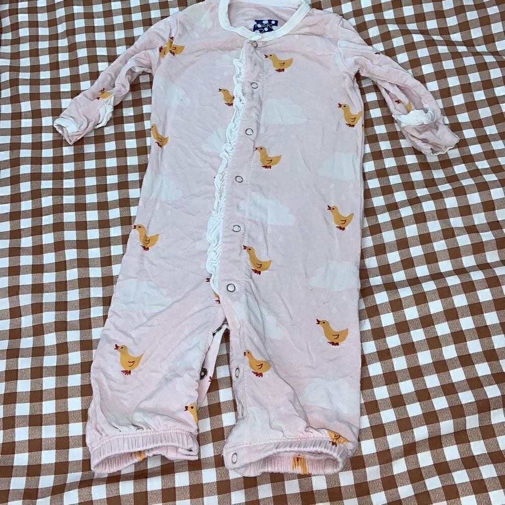 Kickee pants pink duck convertible romper/gown 0/3